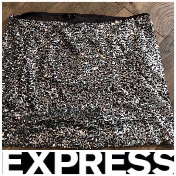 Express Dresses & Skirts - ❤️ EXPRESS bling sequin skirt M